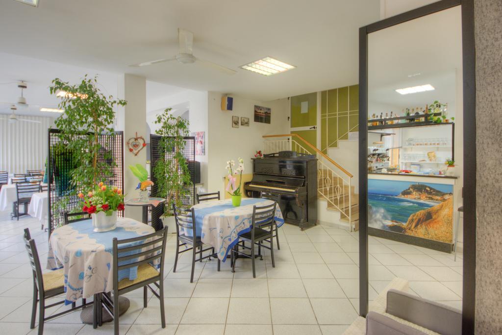 Hotel Deutsche Familien Finale Ligure Exteriér fotografie