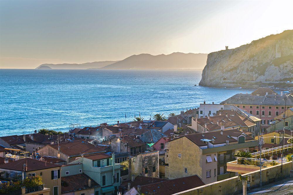 Hotel Deutsche Familien Finale Ligure Exteriér fotografie